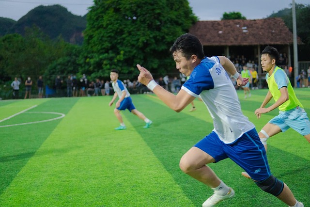 湖人更新战马刺伤病报告：斯玛特伤愈复出，克勒贝尔出战成疑