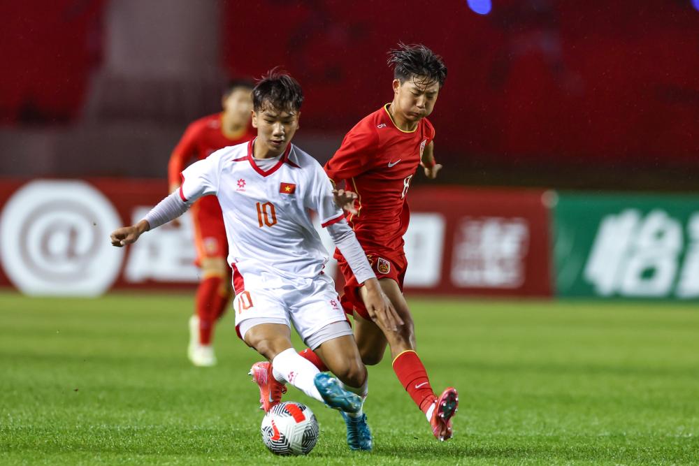 日职乙半场：板仓健太破门被吹，水户蜀葵暂0-0大分三神